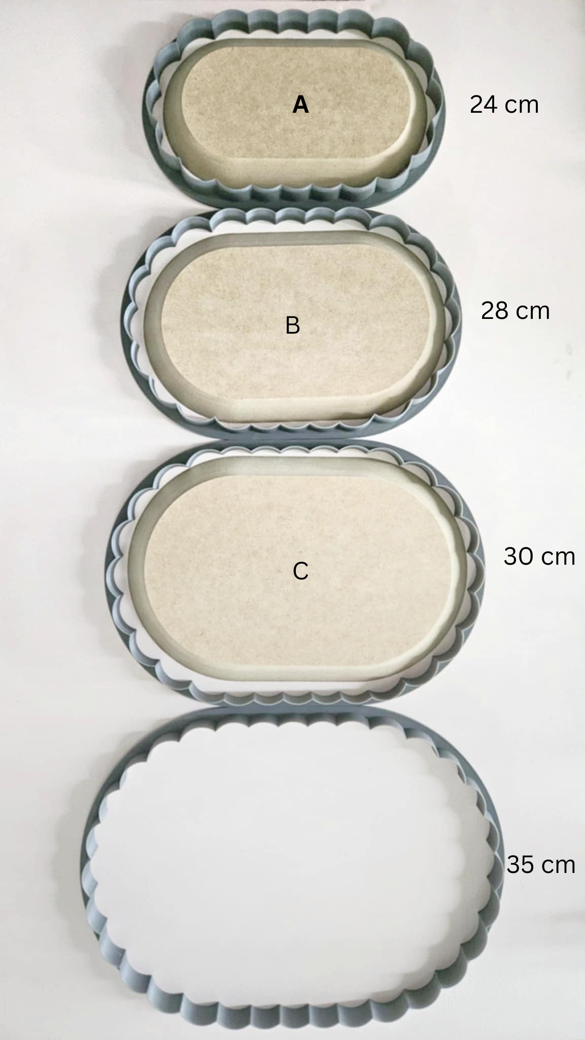 Oversized Cutter - Scalloped Tablet