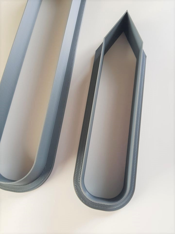 Oversized Cutter - Garden Stake